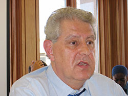 Photo: Vincent Cannistraro